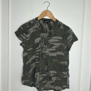 Express Camo Lace-up Top